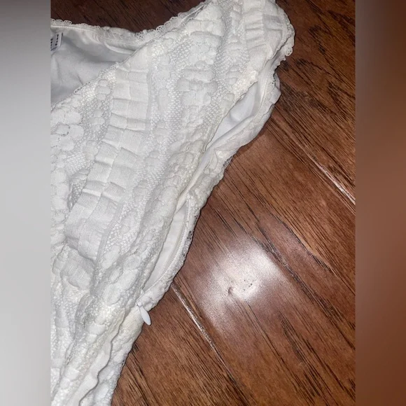 Princess Polly Breezy Off the Shoulder Mini Dress White size 4 - Picture 8 of 12